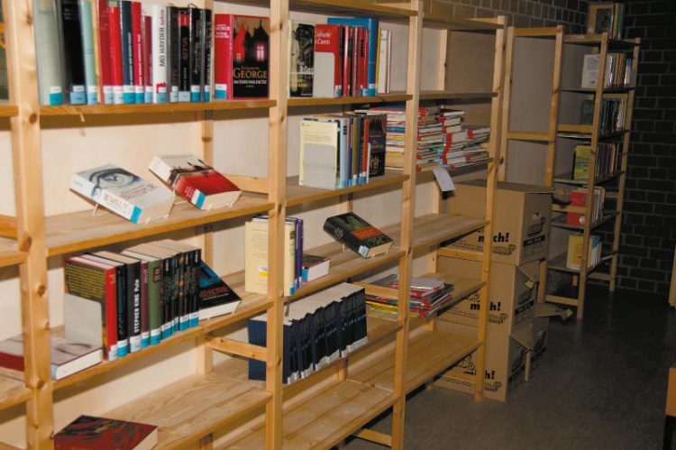 Bibliothek in der Lauterbachhalle, kurz vor der Schließung